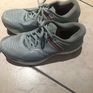 Saucony running shoes